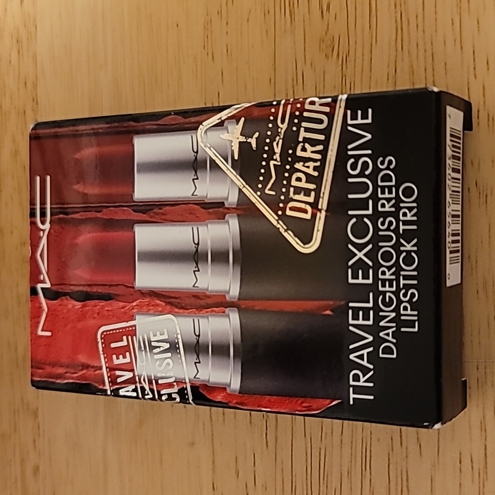 M.A.C Lipstick Trio